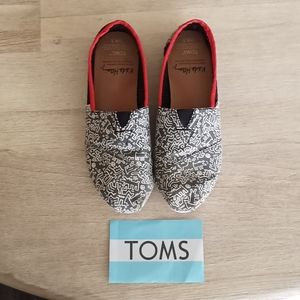 Tom's Classic Keith Herring Chalkboard Shoes